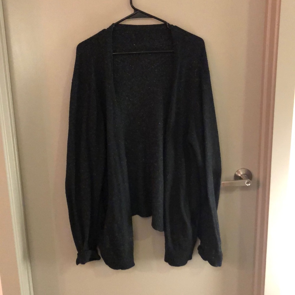 Black multi threaded cardigan